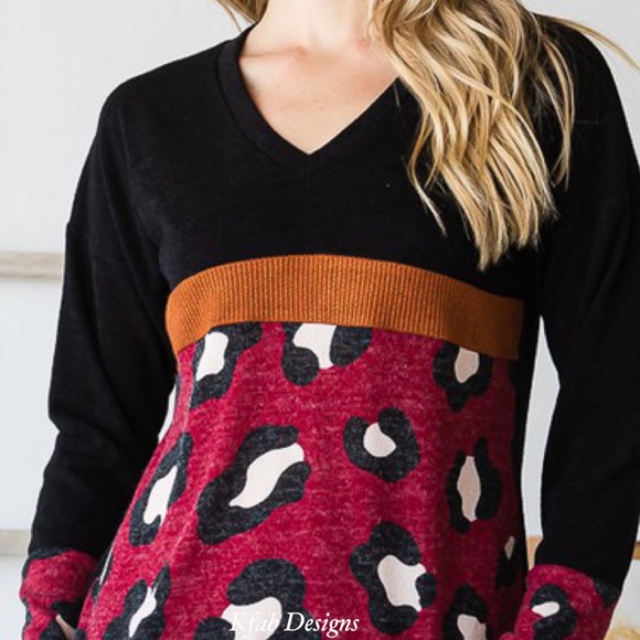 ❤️LAST 1! V Neck Soft Ribbed Color Block Animal Print Contrast Top! - Picture 12 of 12